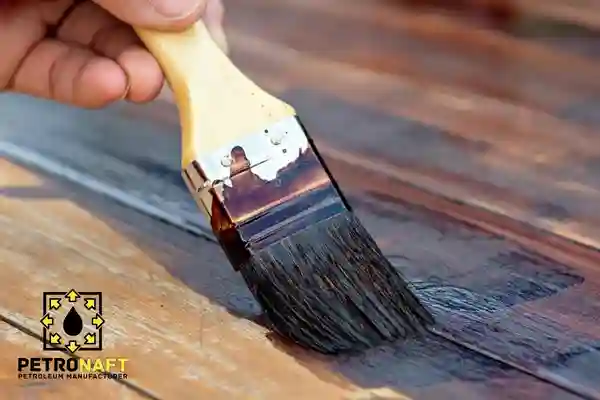 Applying tar on wood with a brush, IS BITUMEN THE SAME AS TAR?