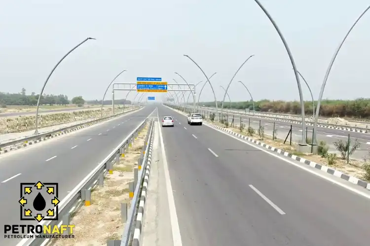 A highway, representing the use of Viscosity Grade Bitumen in Highways